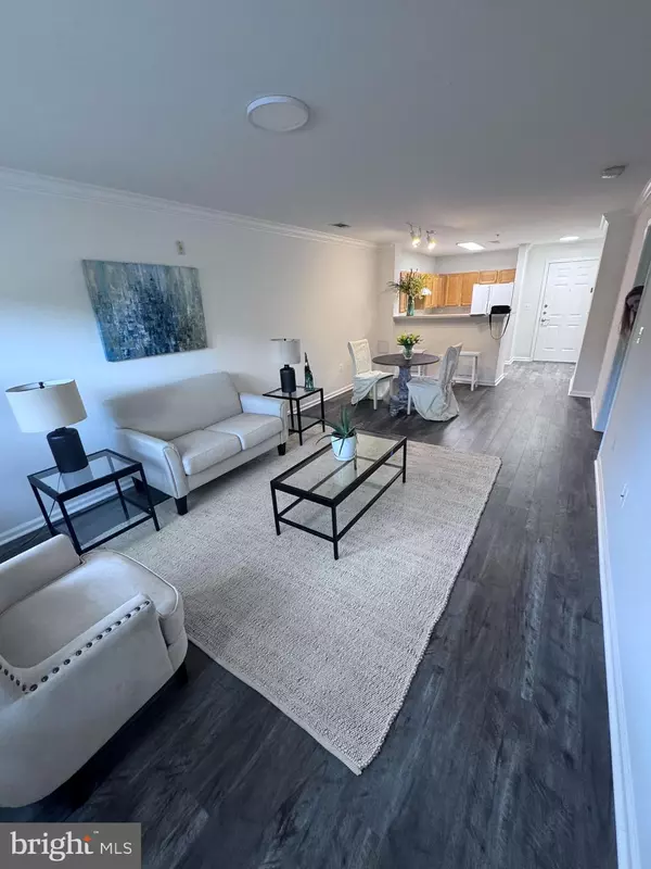 Reston, VA 20190,12001 MARKET ST #T35