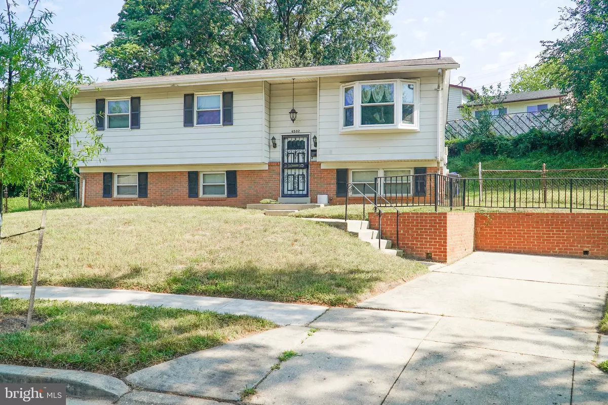 Landover, MD 20785,6502 MAUREEN CT