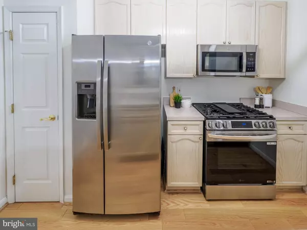 Fairfax, VA 22033,4330-L CANNON RIDGE CT #25