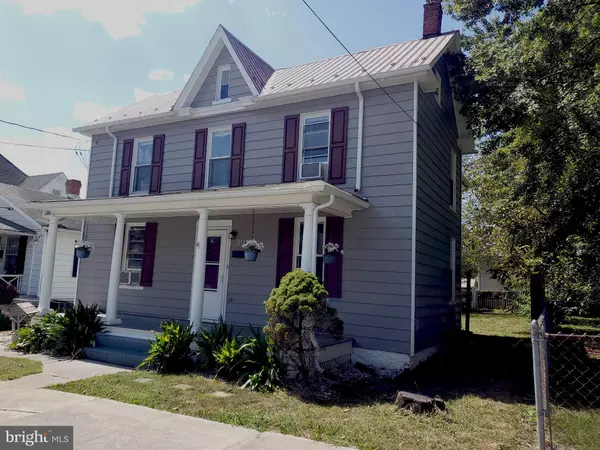 Martinsburg, WV 25401,827 MARYLAND AVE