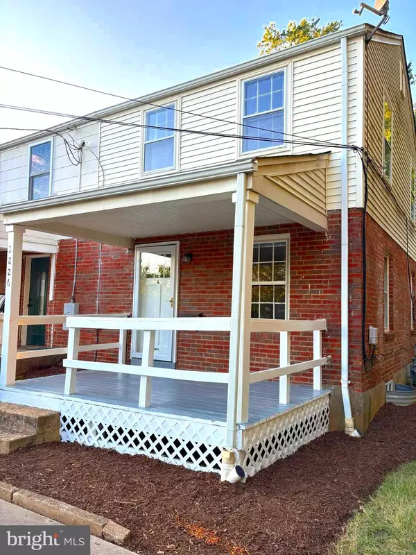 Alexandria, VA 22303,2826 JEFFERSON DR