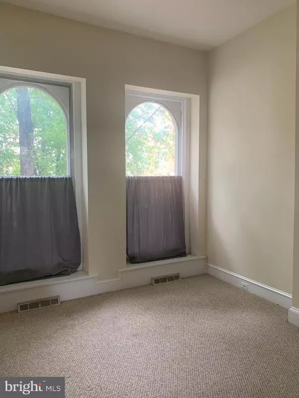 Baltimore, MD 21218,2208 MARYLAND AVE