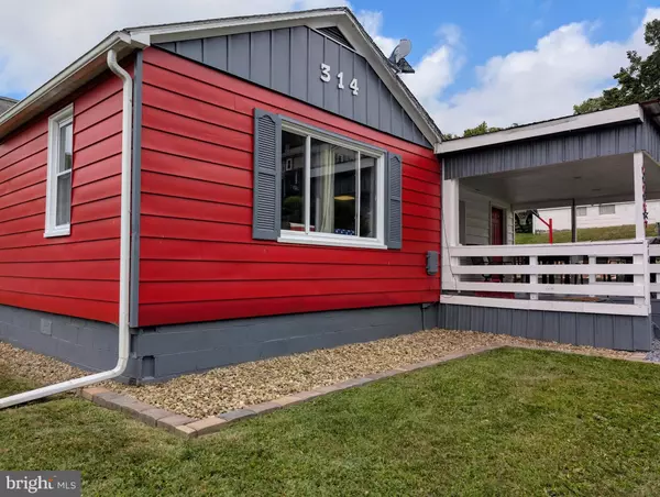 Everett, PA 15537,314 WATER STREET