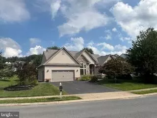 Lancaster, PA 17601,667 GOLDEN EAGLE WAY