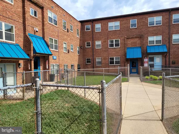 Washington, DC 20020,2642 BIRNEY PL SE #101