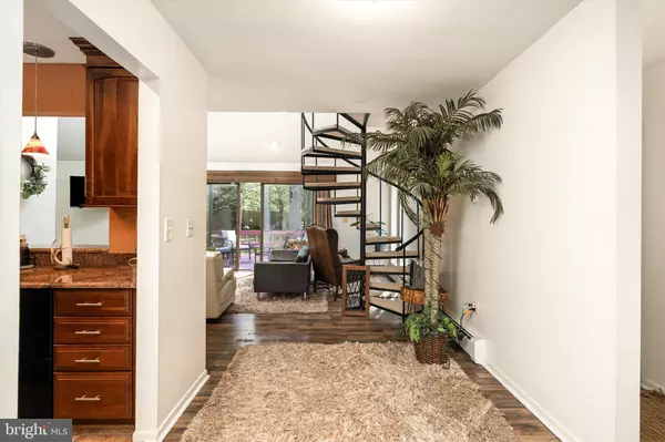 Wrightstown, NJ 08562,619 HANOVER DR