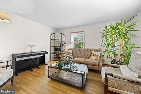 Fairfax, VA 22031,9314 MARYCREST ST