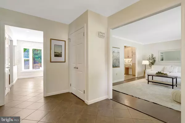 Springfield, VA 22152,7206 JOSHUA TREE LN