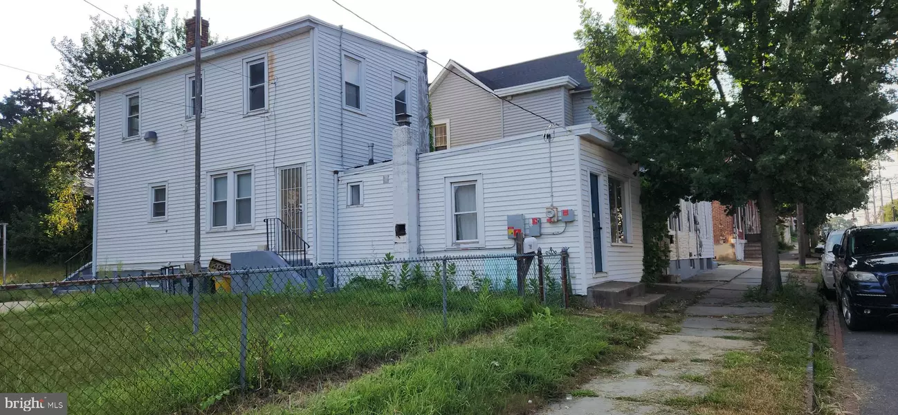 709 MULBERRY ST S, Trenton, NJ 08638