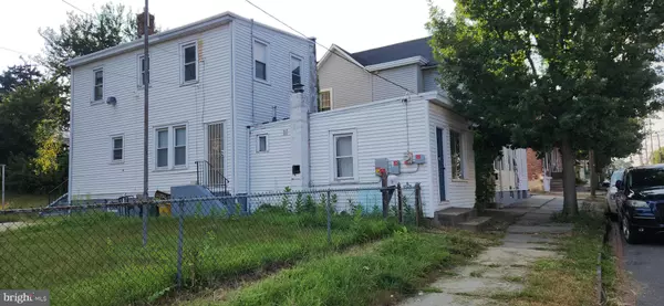 709 MULBERRY ST S, Trenton, NJ 08638