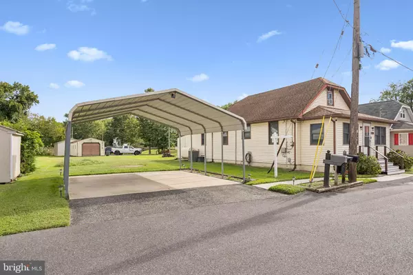 Salem, NJ 08079,44 DELAWARE AVE