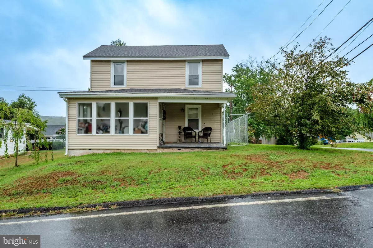 Ringtown, PA 17967,119 N CENTER ST