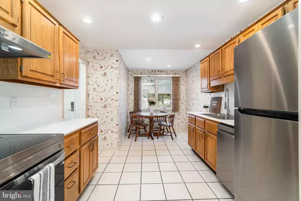 Lebanon, PA 17042,19 WOODLAND EST