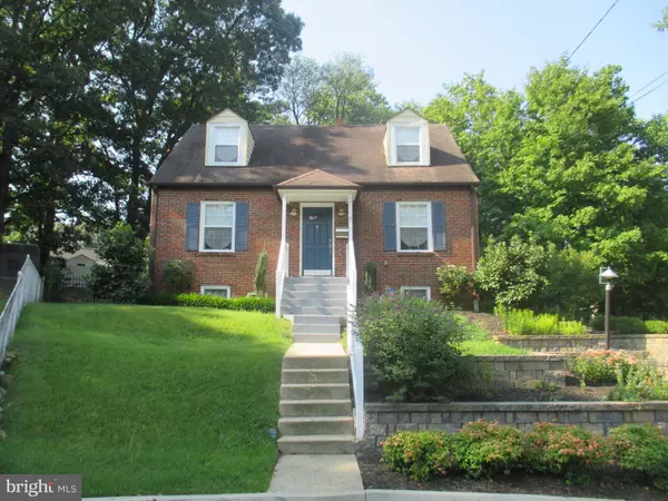 District Heights, MD 20747,2118 RAMBLEWOOD DR