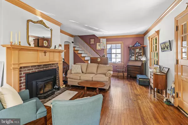 Glenside, PA 19038,354 ROBERTS AVE