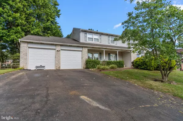 Holland, PA 18966,6 SPRINGWOOD PL