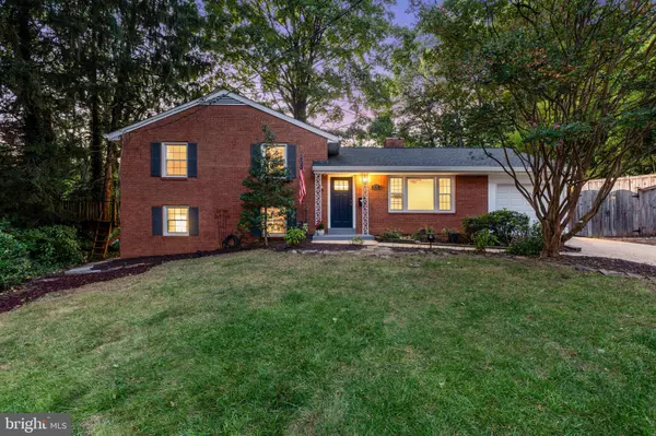 Springfield, VA 22152,6705 KENMONT PL