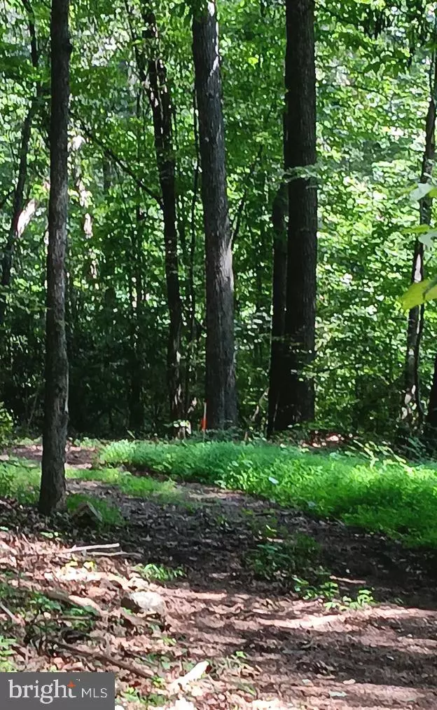 Aspers, PA 17304,804 CHESTNUT HILL RD