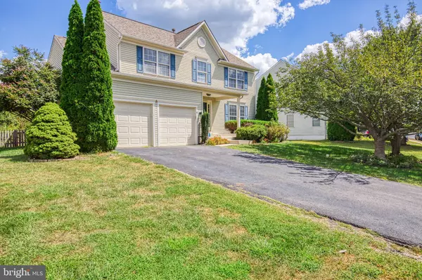 8 PIERRE EMMANUEL CT, Fredericksburg, VA 22406