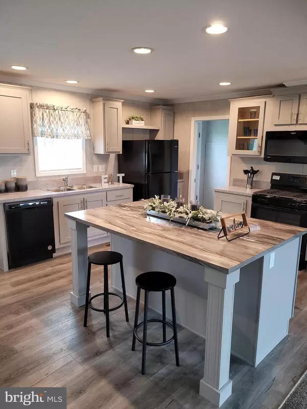 Middletown, DE 19709,300 HOSTETTER BLVD #300