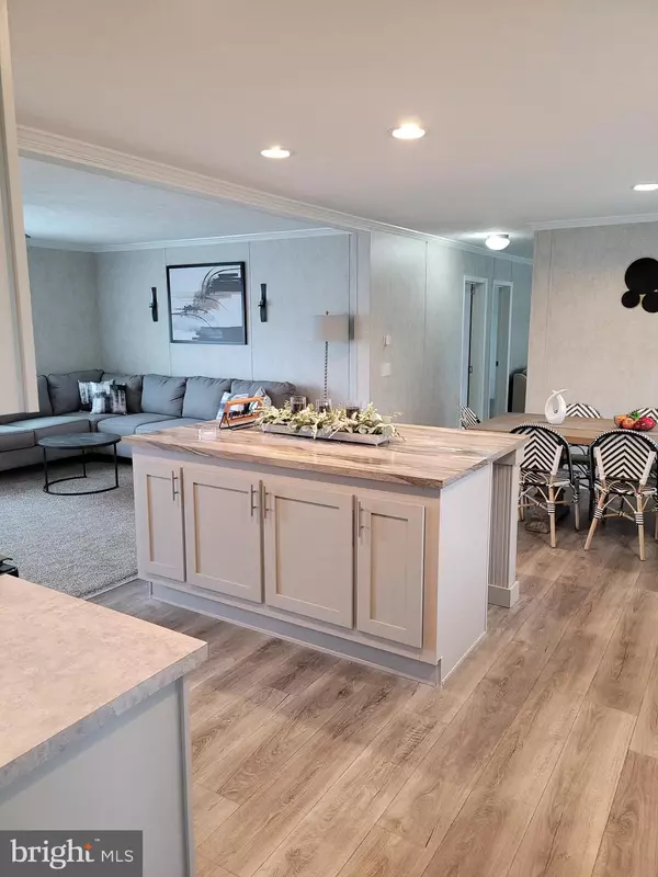 Middletown, DE 19709,300 HOSTETTER BLVD #300