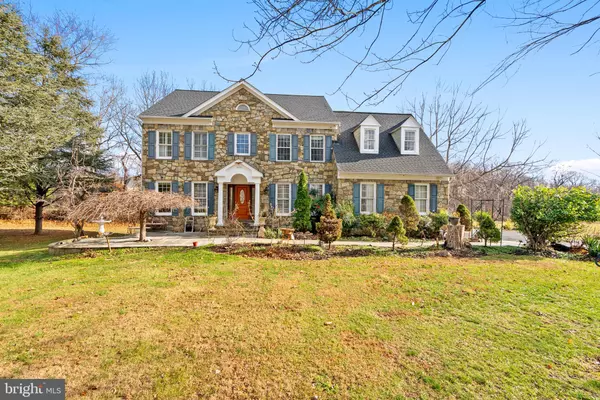 Gaithersburg, MD 20879,19105 PEACH BLOSSOM CT