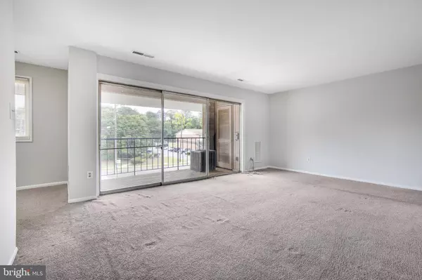 Hyattsville, MD 20784,5458 85TH AVE #201