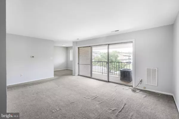 Hyattsville, MD 20784,5458 85TH AVE #201