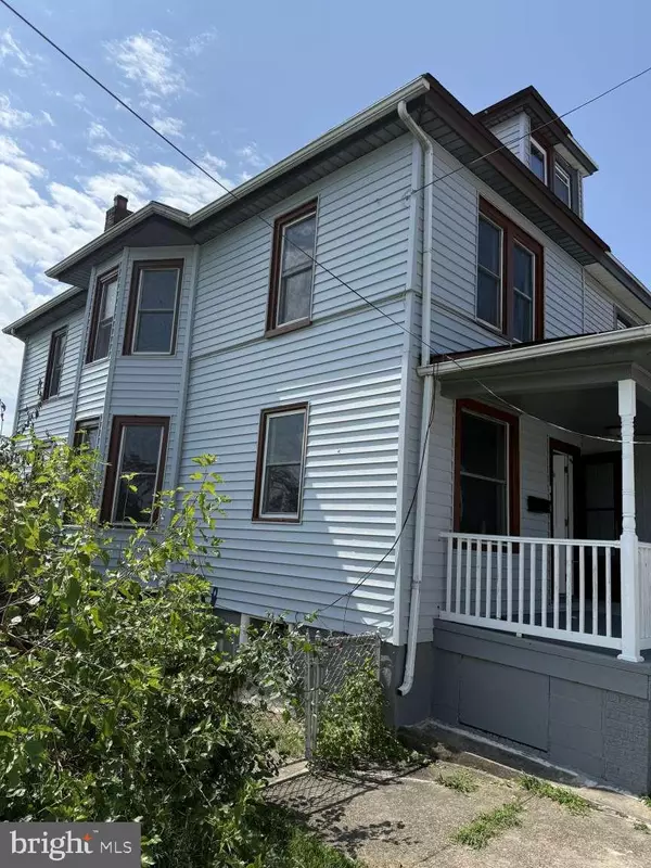 Marcus Hook, PA 19061,131 WHITE AVE