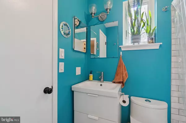 Philadelphia, PA 19130,1902-00 FAIRMOUNT AVE #3