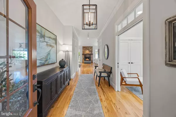 Annapolis, MD 21403,4 LITTLE HARBOR WAY