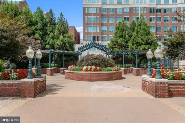 Rockville, MD 20850,24 COURTHOUSE SQ #24-311