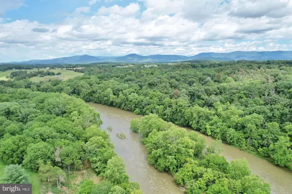 Luray, VA 22835,220 AIRSTRIP RD