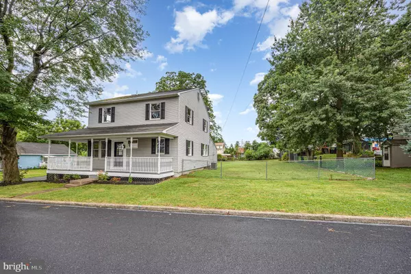 Harrisburg, PA 17109,213 REDWOOD ST