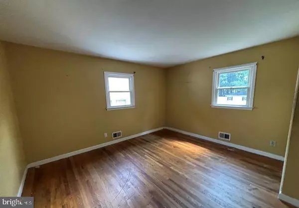 Hamilton, NJ 08690,7 HARTMAN DR