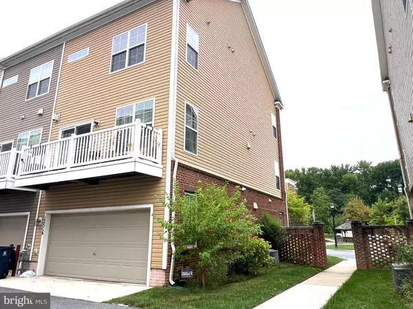 Beltsville, MD 20705,12516 RUSTIC ROCK LN