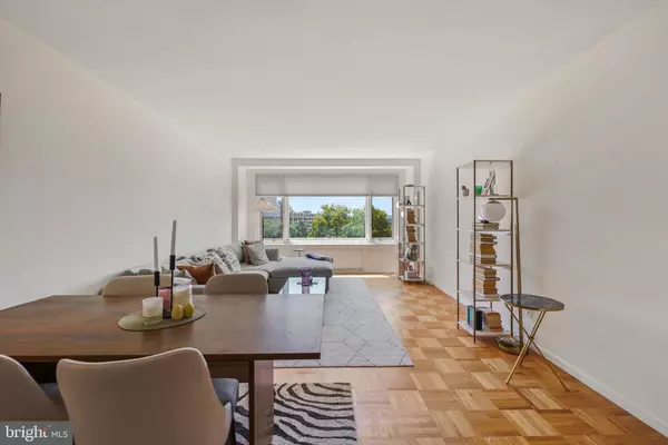 Washington, DC 20037,2475 VIRGINIA AVE NW #728