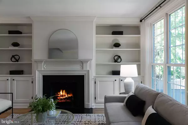 Alexandria, VA 22314,911 S LEE ST