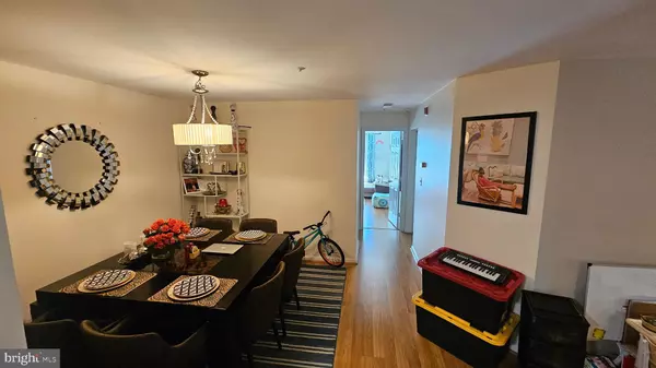 Alexandria, VA 22315,6103 WIGMORE LN #H