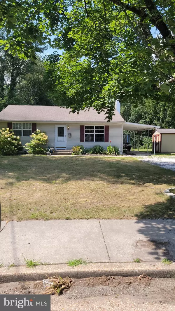 Williamstown, NJ 08094,135 OAK ST