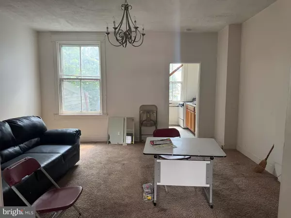 Baltimore, MD 21218,739 E 36TH ST