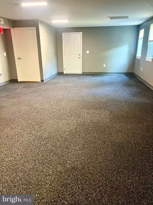 Pennsauken, NJ 08109,6700 RUDDEROW AVE