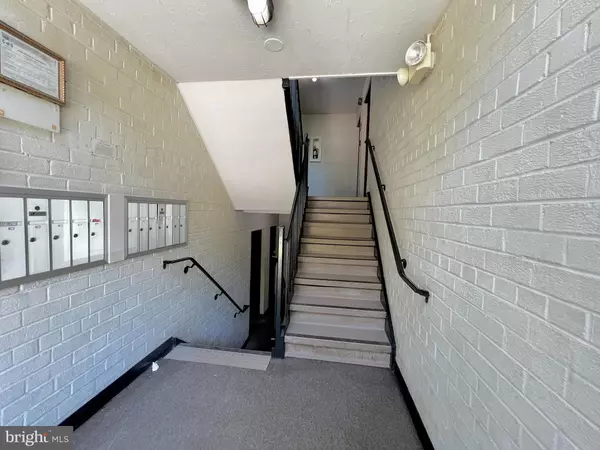 Washington, DC 20032,625 CHESAPEAKE ST SE #301