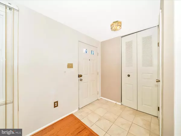 Capitol Heights, MD 20743,378 POSSUM CT