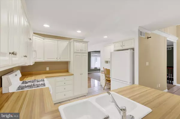 Fayetteville, PA 17222,3826 FARMSTEAD DR