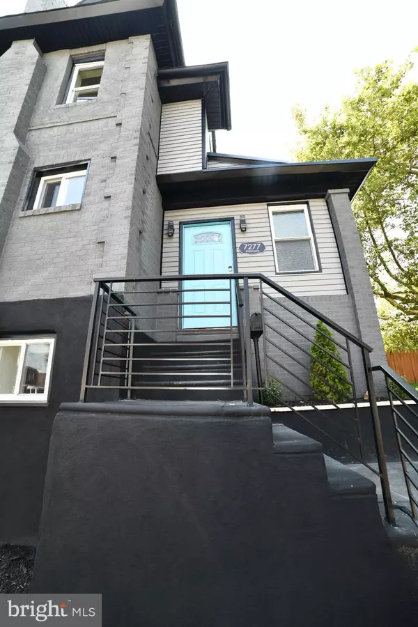 7277 E WALNUT LN, Philadelphia, PA 19138