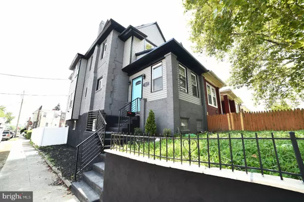 Philadelphia, PA 19138,7277 E WALNUT LN