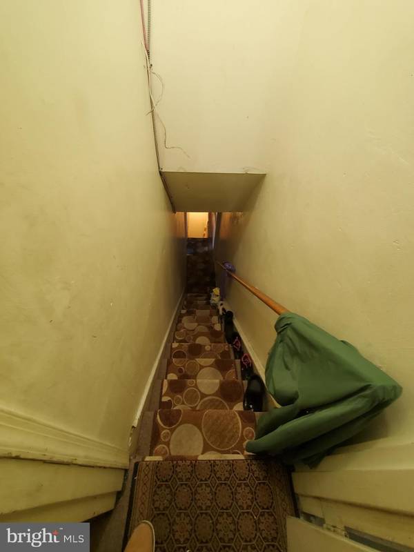 Philadelphia, PA 19120,5517 N 5TH ST