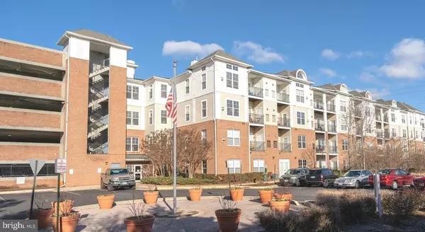 Chantilly, VA 20151,3830 LIGHTFOOT ST #135