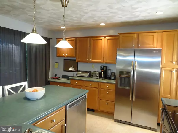 State College, PA 16803,291 OAKLEY DR